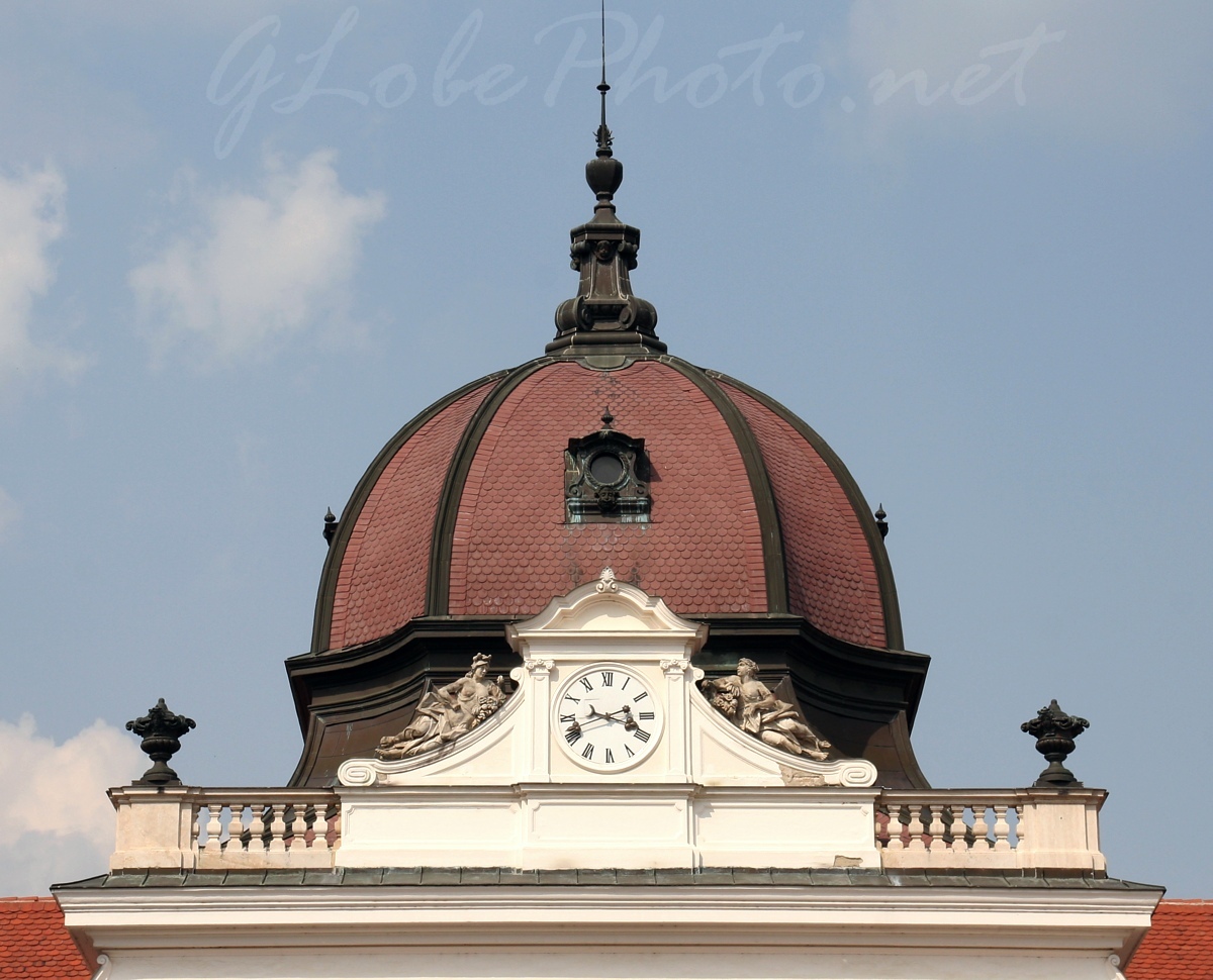 Gdlli Kirlyi Kastly - Grassalkovich Castle, Gdll