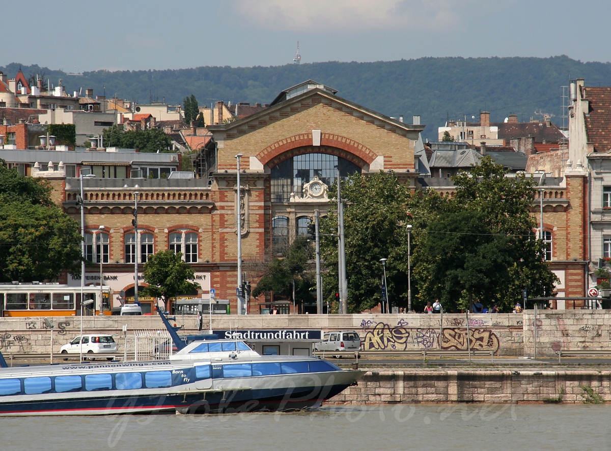 Duna Corso - Sightseeing cruise on Danube