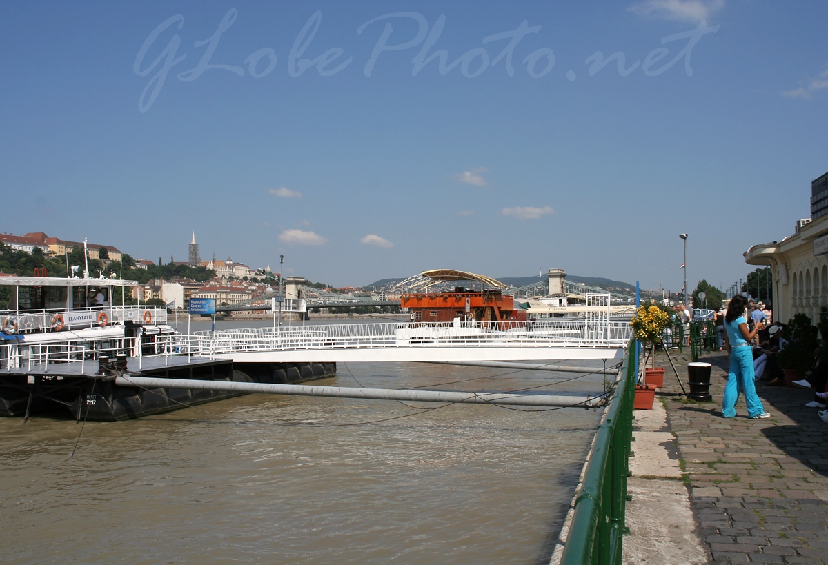 Duna Corso - Sightseeing cruise on Danube