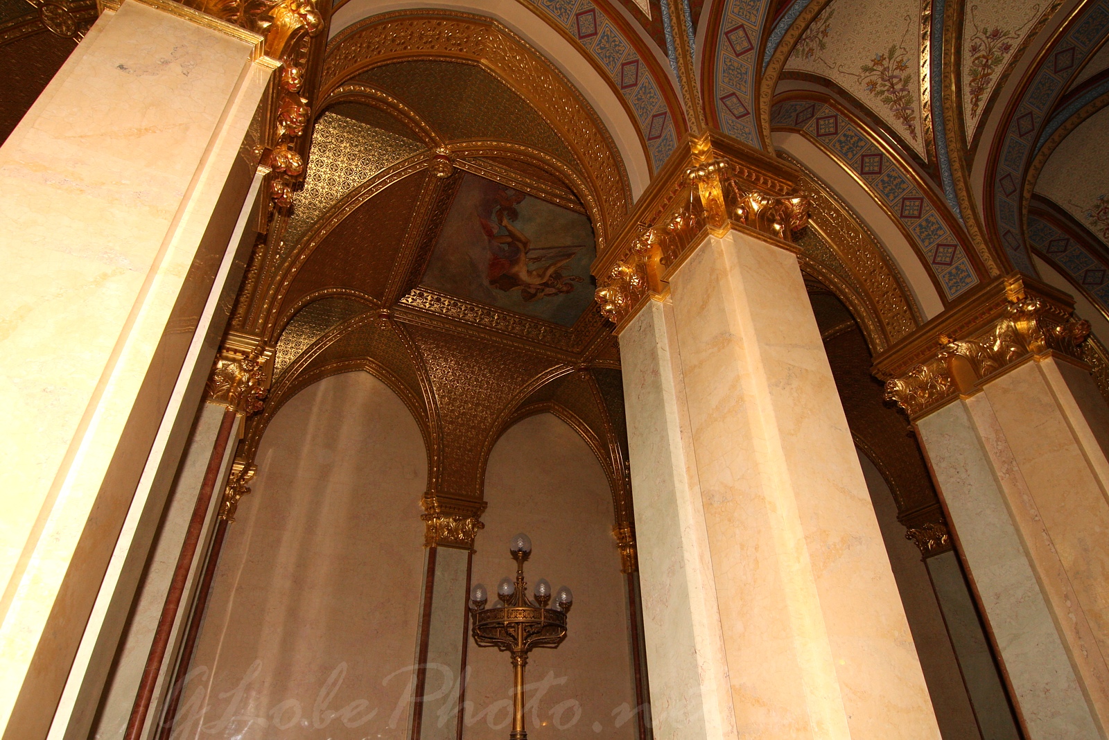 Magyar Orszghzban - In Hungarian Parliament