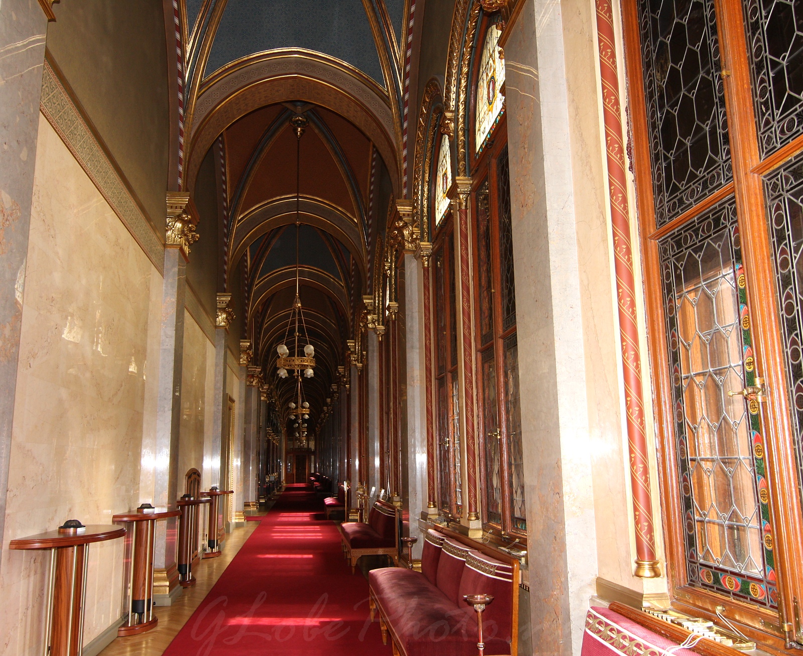 Magyar Orszghzban - In Hungarian Parliament