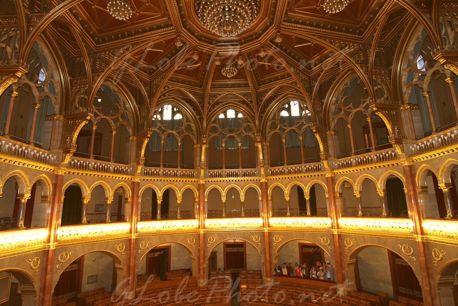 Magyar Orszghzban - In Hungarian Parliament