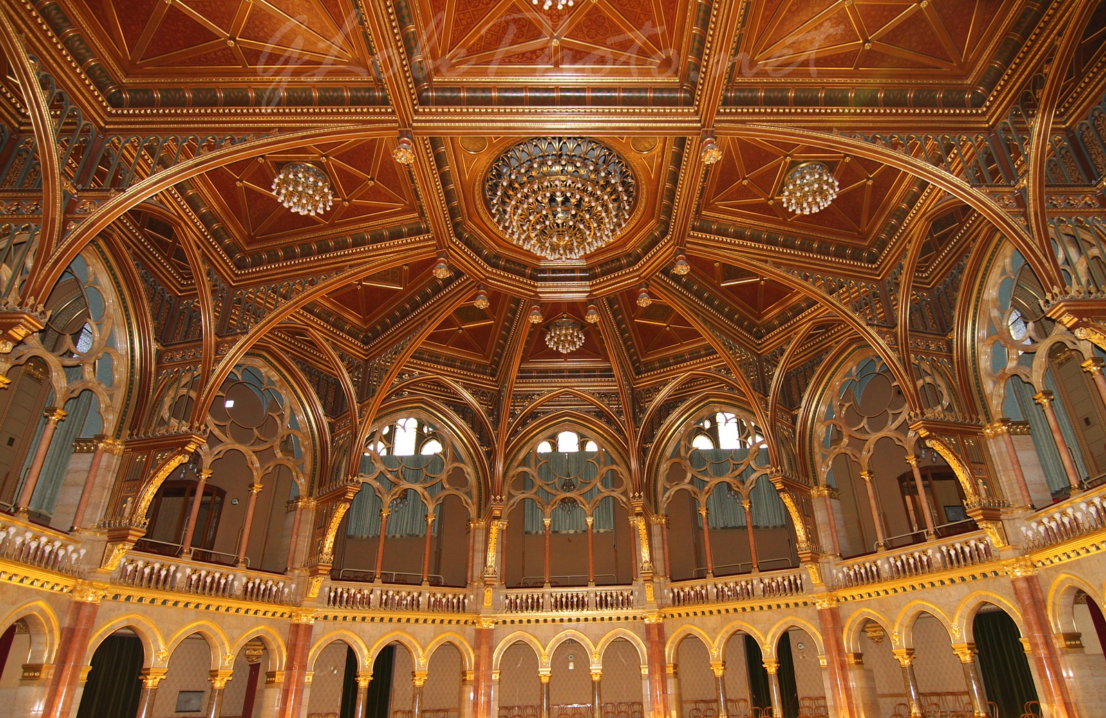 Magyar Orszghzban - In Hungarian Parliament