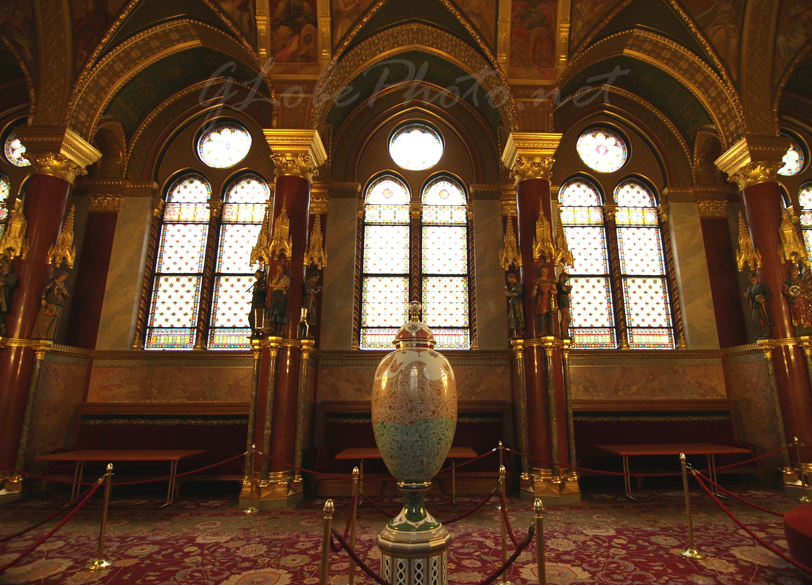 Magyar Orszghzban - In Hungarian Parliament