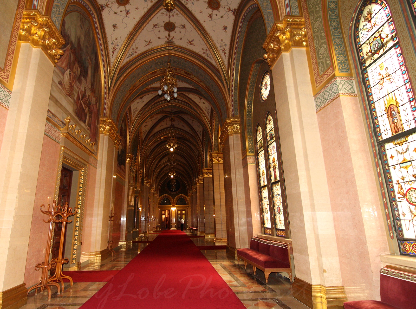 Magyar Orszghzban - In Hungarian Parliament