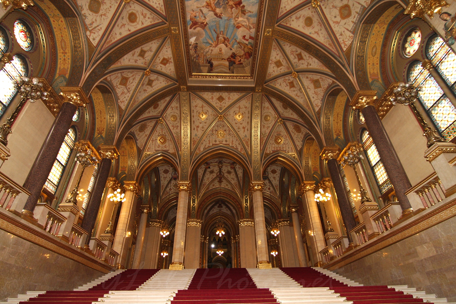 Magyar Orszghzban - In Hungarian Parliament